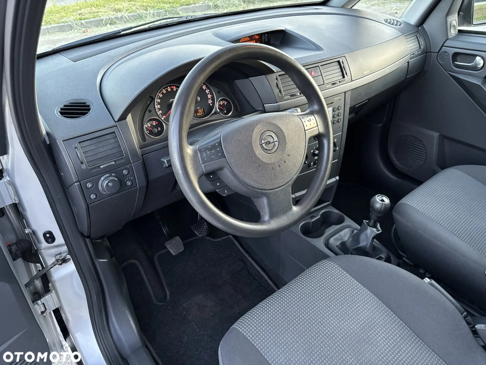Opel Meriva - 9