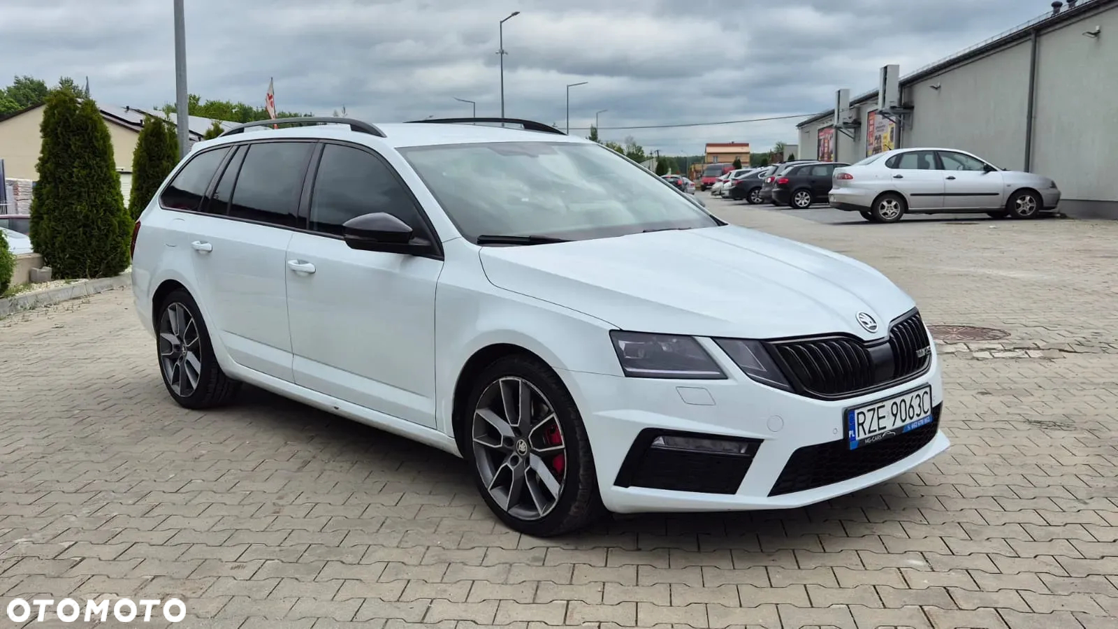 Skoda Octavia 2.0 TDI RS DSG - 12