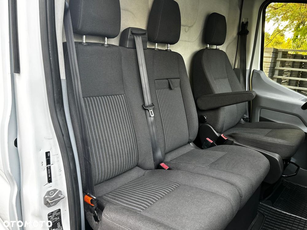Ford Transit - 9