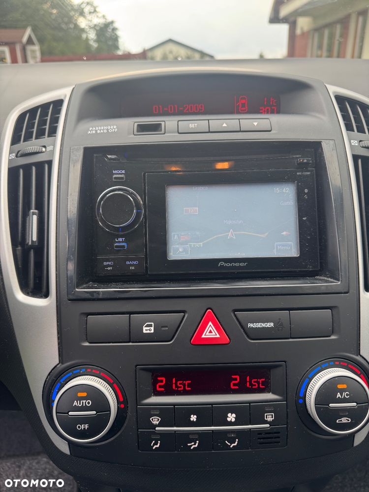 Kia Ceed Cee'd 1.4 Comfort + - 29