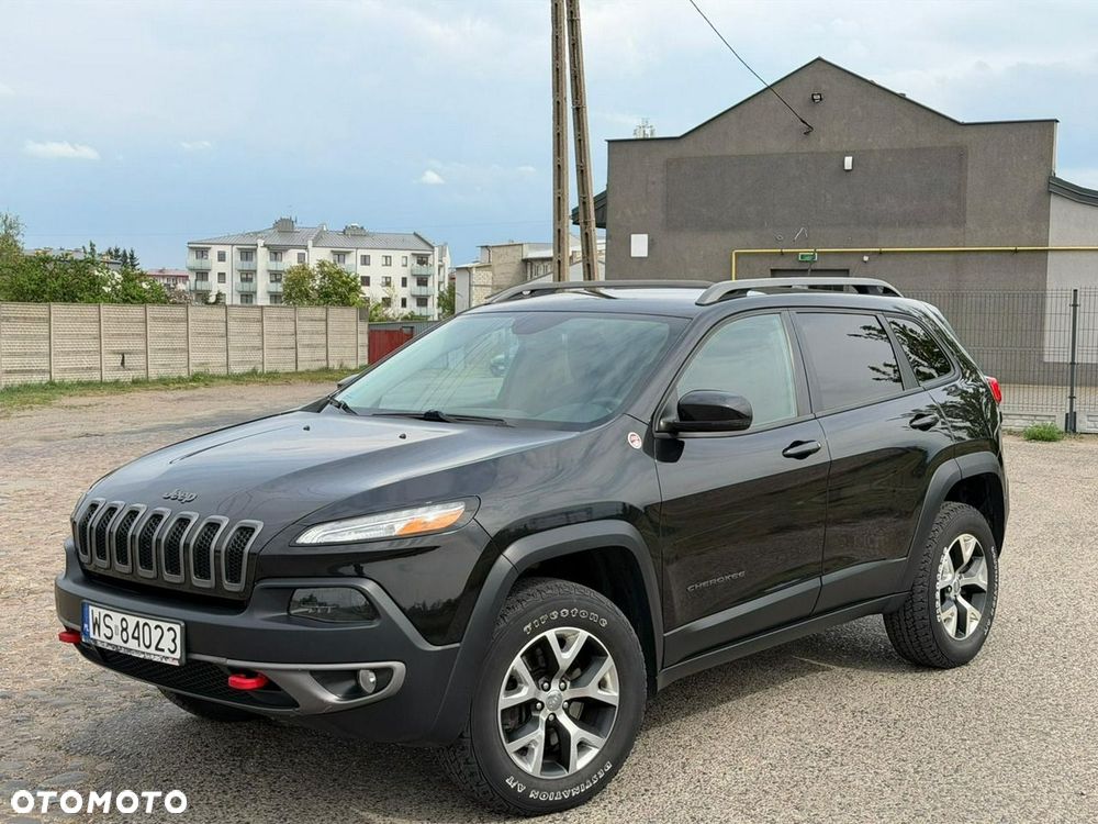 Jeep Cherokee - 1