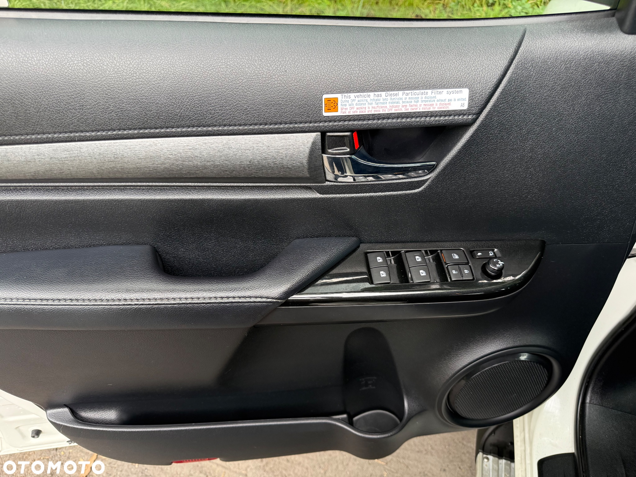 Toyota Hilux 2.8 D-4D Double Cab Invincible 4x4 - 10