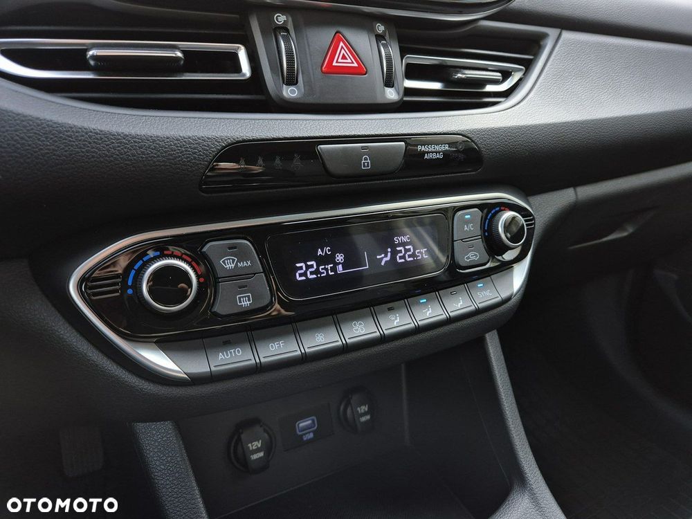 Hyundai i30 1.0 T-GDI Smart - 28