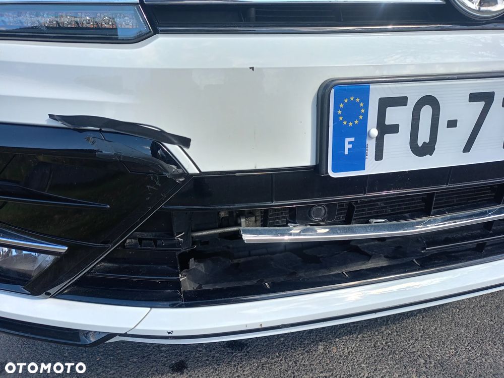 Volkswagen Tiguan 2.0 TDI SCR 4MotION DSG R-Line - 23