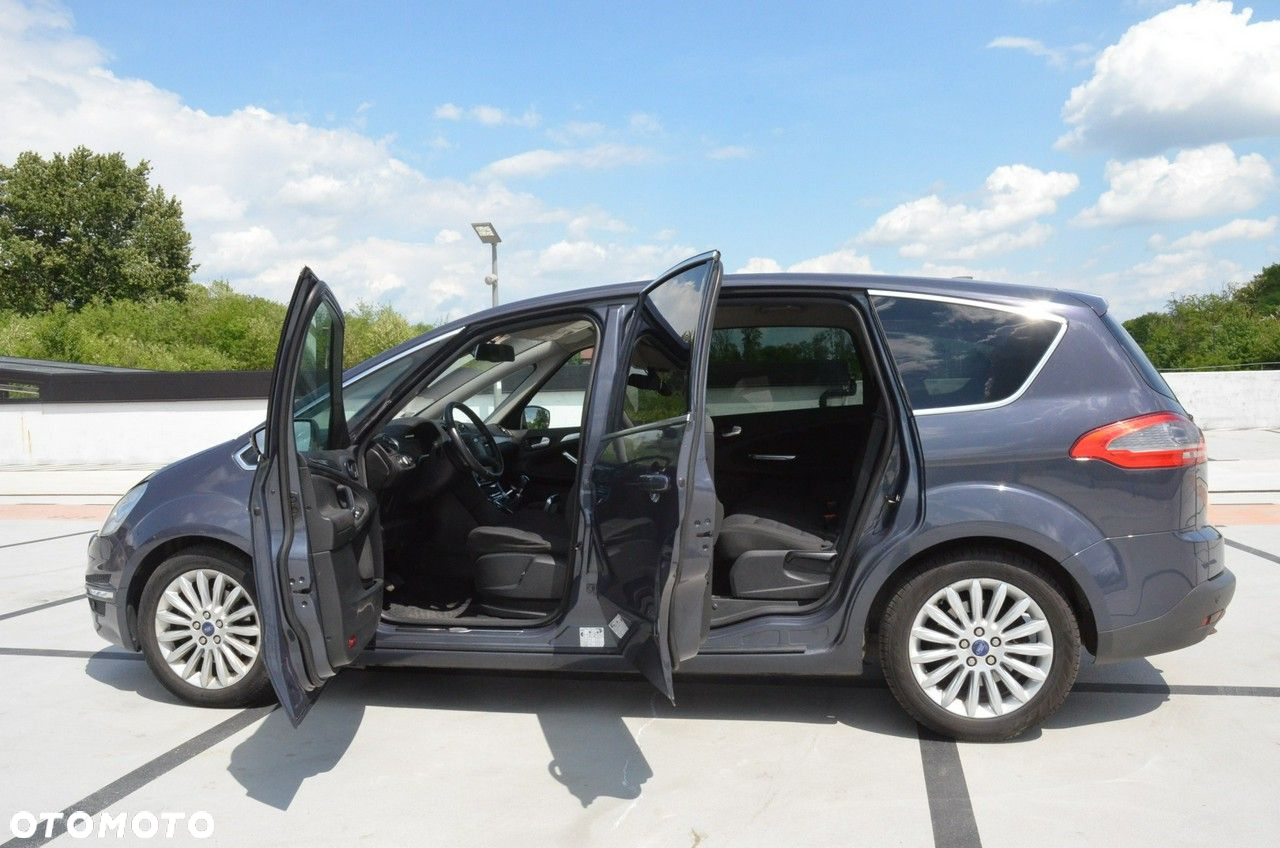 Ford S-Max - 37