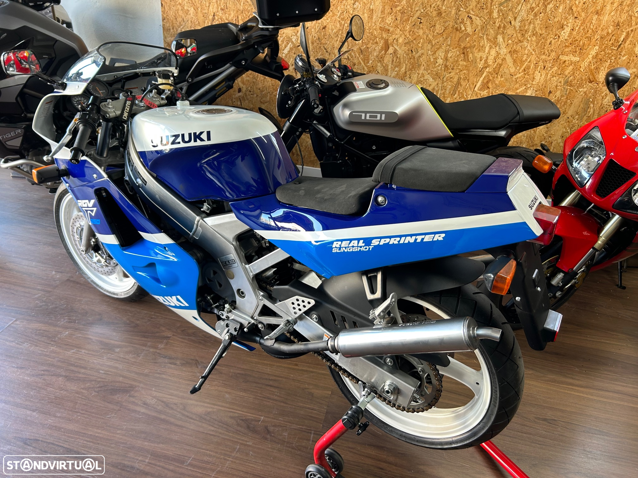 Suzuki RGV 250 VJ 21 - 5