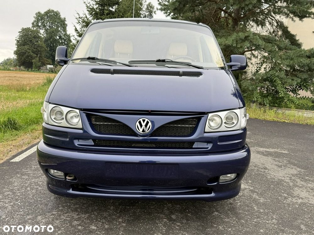 Volkswagen Multivan - 18