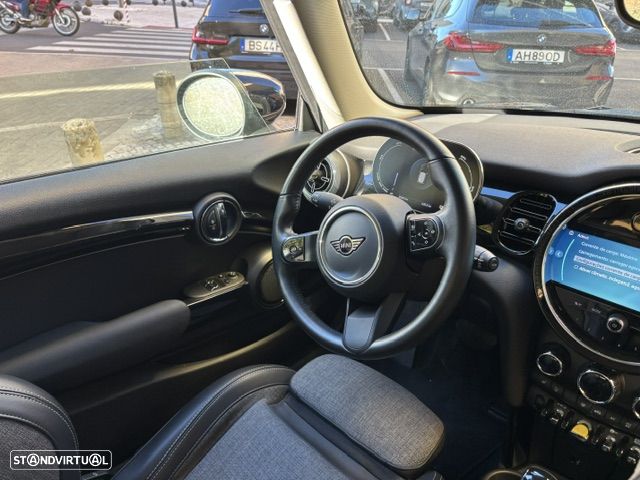 MINI 3 Portas Cooper E Classic S - 12