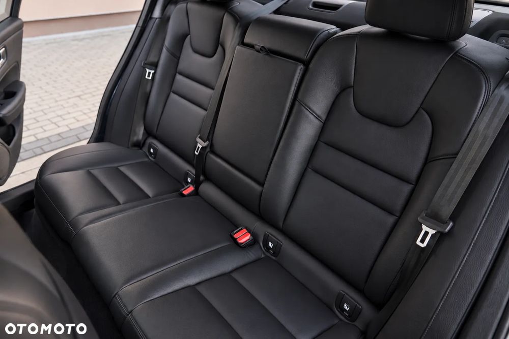Volvo S60 T4 Inscription - 8