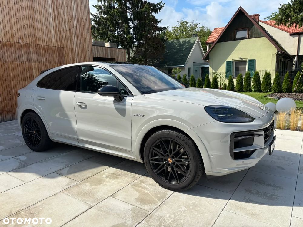 Porsche Cayenne E-Hybrid PHEV - 1