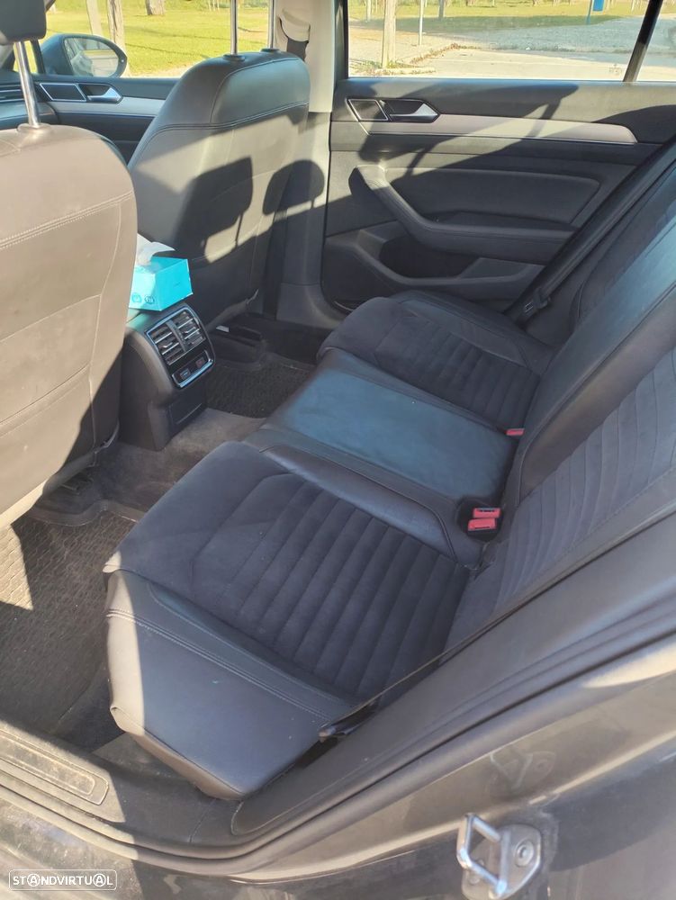 VW Passat 2.0 TDI Highline DSG - 7