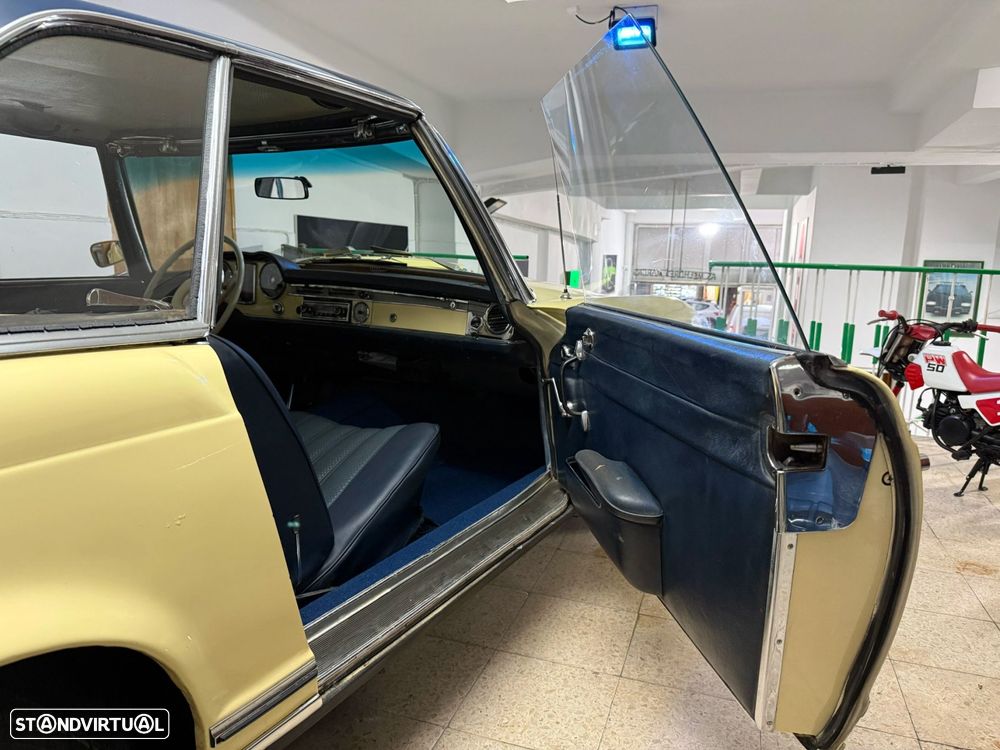 Mercedes-Benz SL 250 - 4