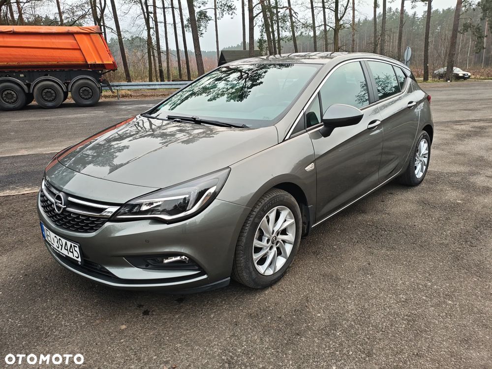 Opel Astra 1.4 T Dynamic - 11