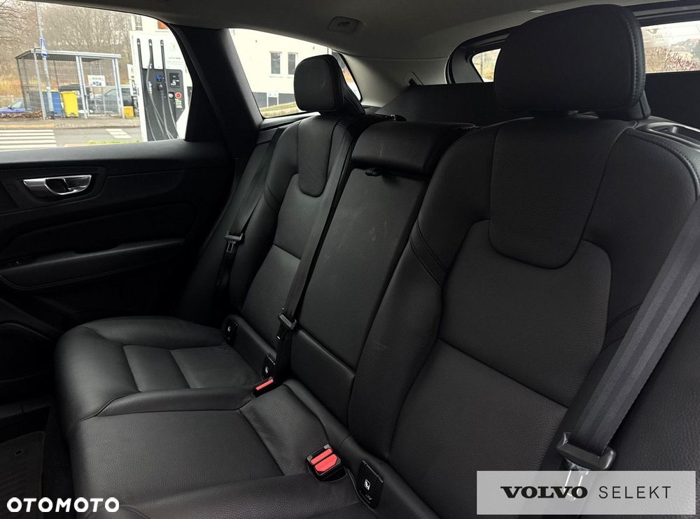Volvo XC 60 - 30