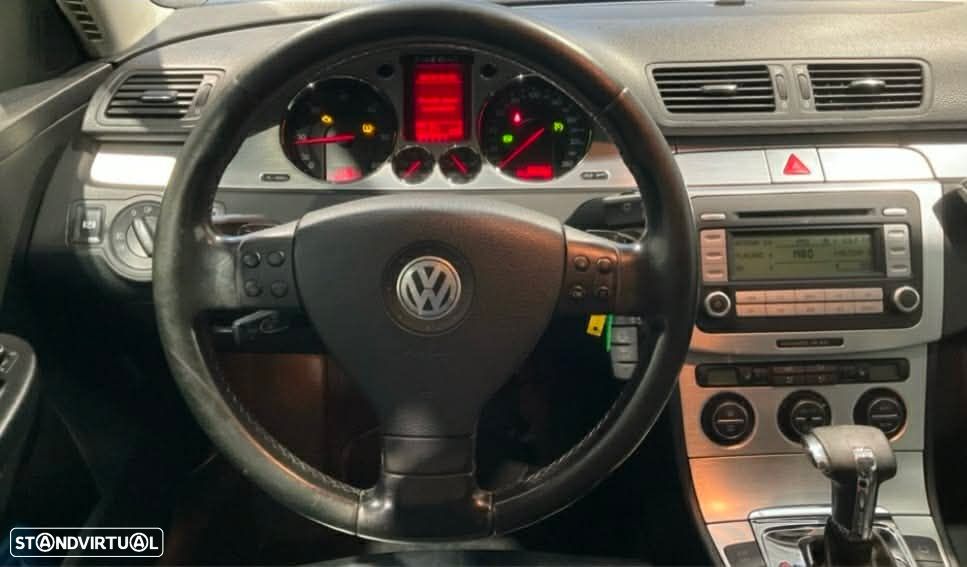 VW Passat Variant 2.0 TDi Highline DSG - 4