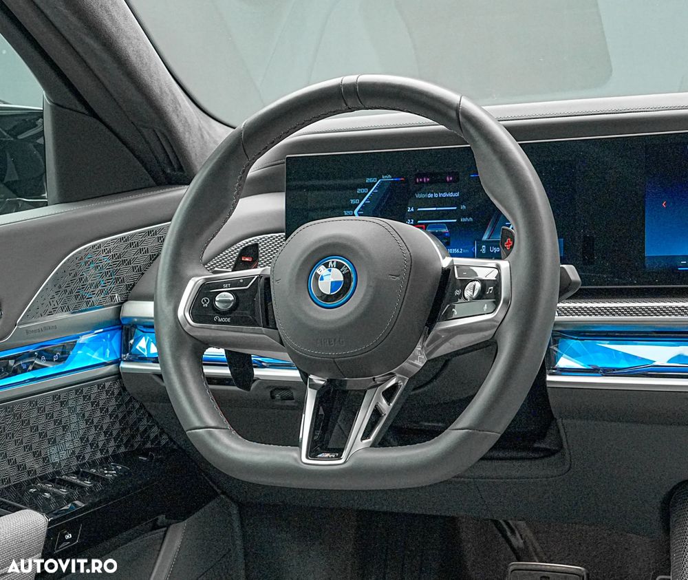 BMW M7 M760e xDrive PHEV - 20