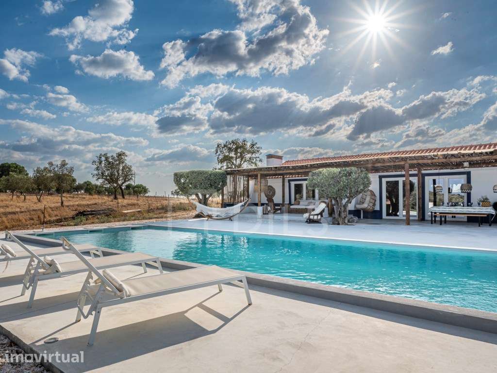 Herdade de Luxo com 20 ha, com piscina em Évora, Alentejo - Grande imagem: 2/27