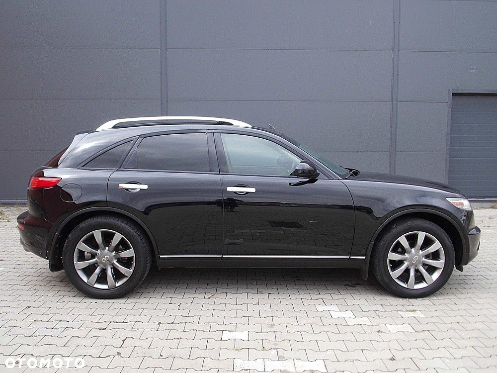 Infiniti FX FX35 - 17