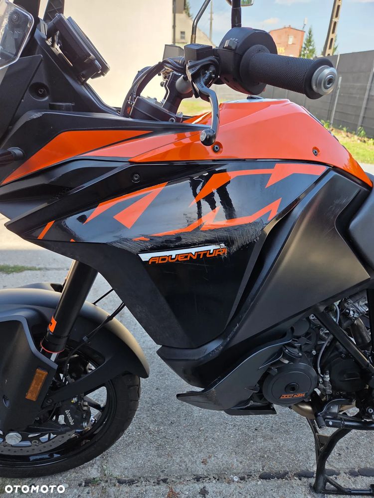 KTM Adventure - 6