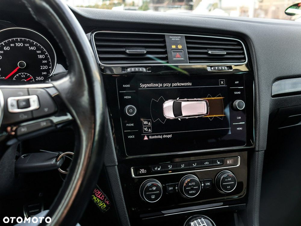 Volkswagen Golf Variant 1.5 TSI ACT Sound - 17