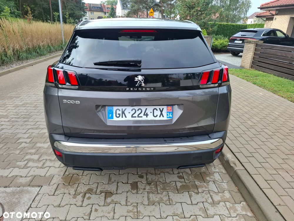 Peugeot 3008 1.2 PureTech Allure S&S EAT8 - 13