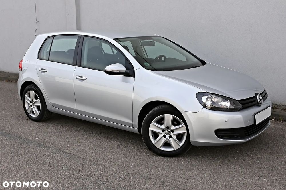 Volkswagen Golf 1.6 TDI DPF BlueMotion Technology Team - 19