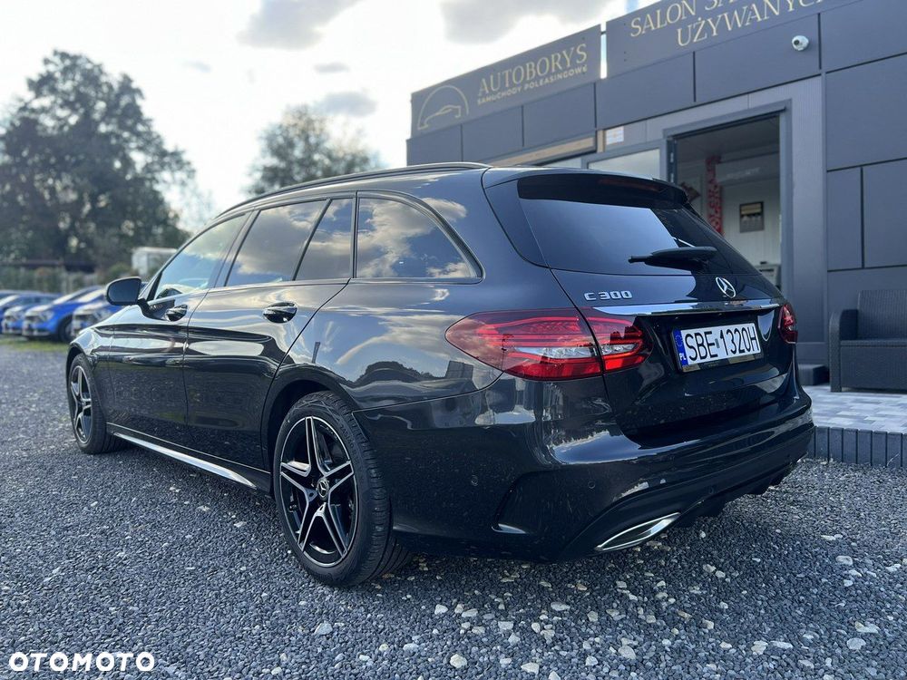 Mercedes-Benz Klasa C 300 T 9G-TRONIC Night Edition - 7