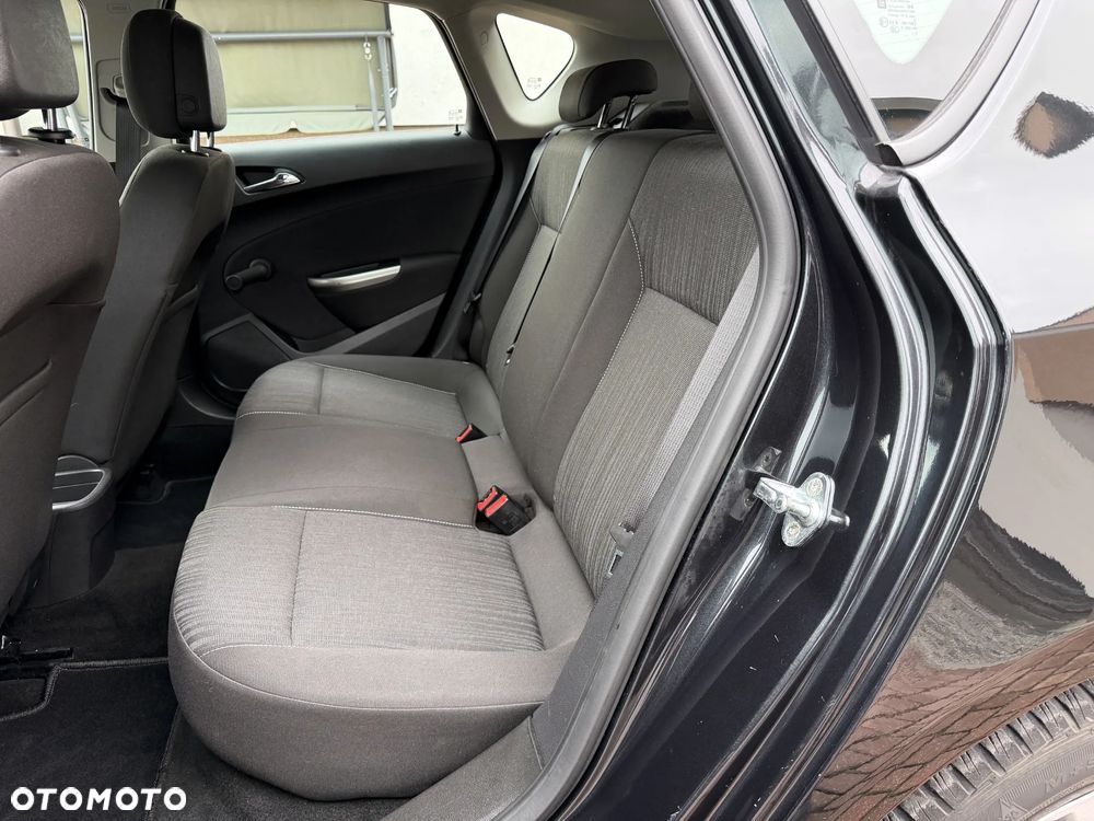 Opel Astra 1.4 Selection - 21