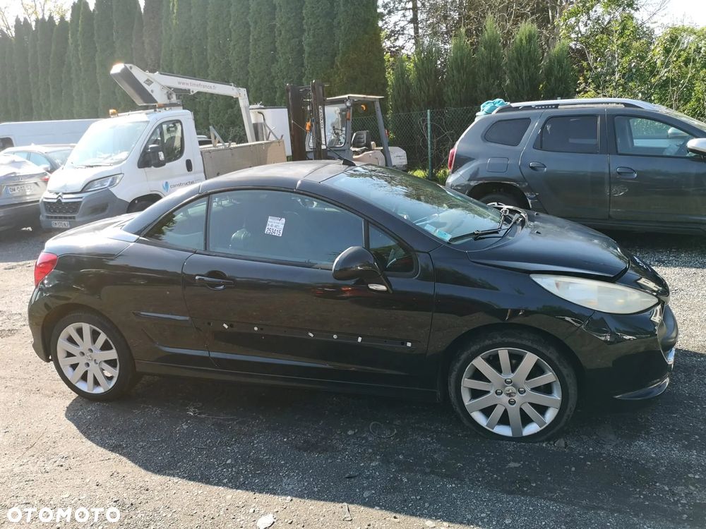 Peugeot 207 CC - 12