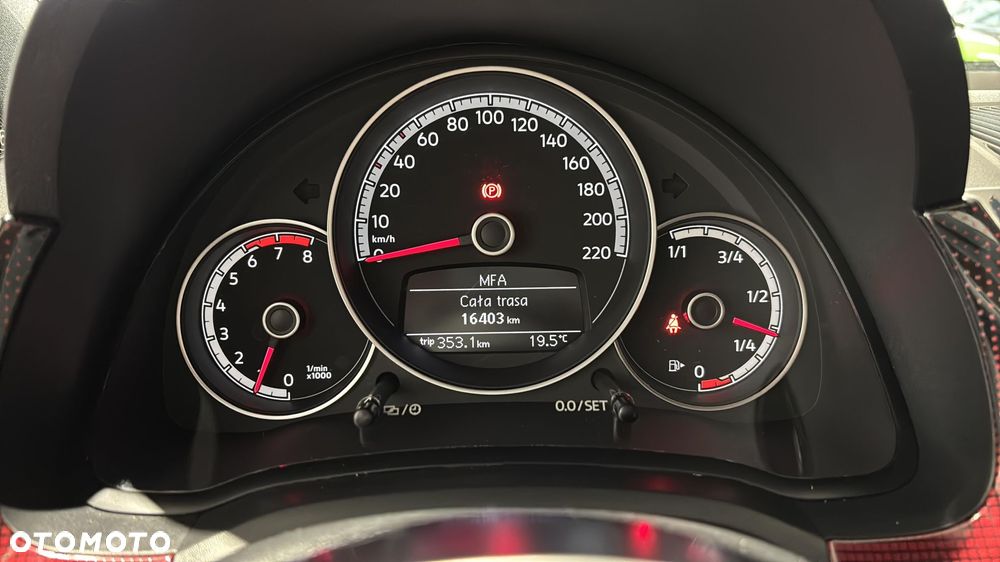 Volkswagen up! 1.0 TSI GTI - 14