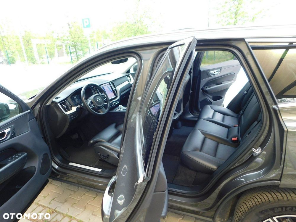 Volvo XC 60 B4 B Inscription - 14