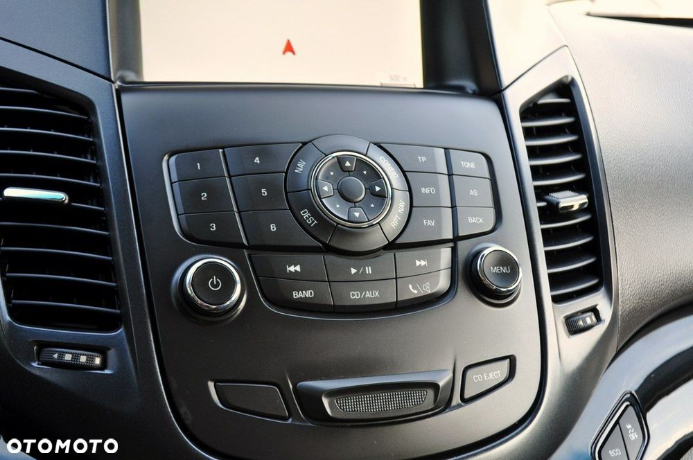 Chevrolet Orlando - 33