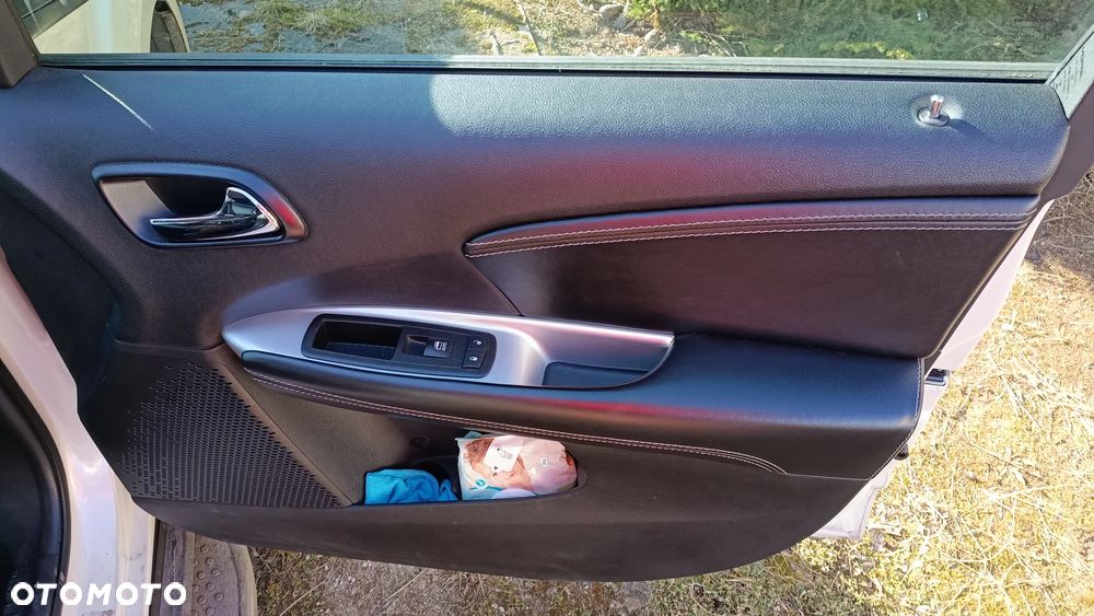 Fiat Freemont 2.0 Multijet 16V DPF Automatik Allrad Black Code - 18