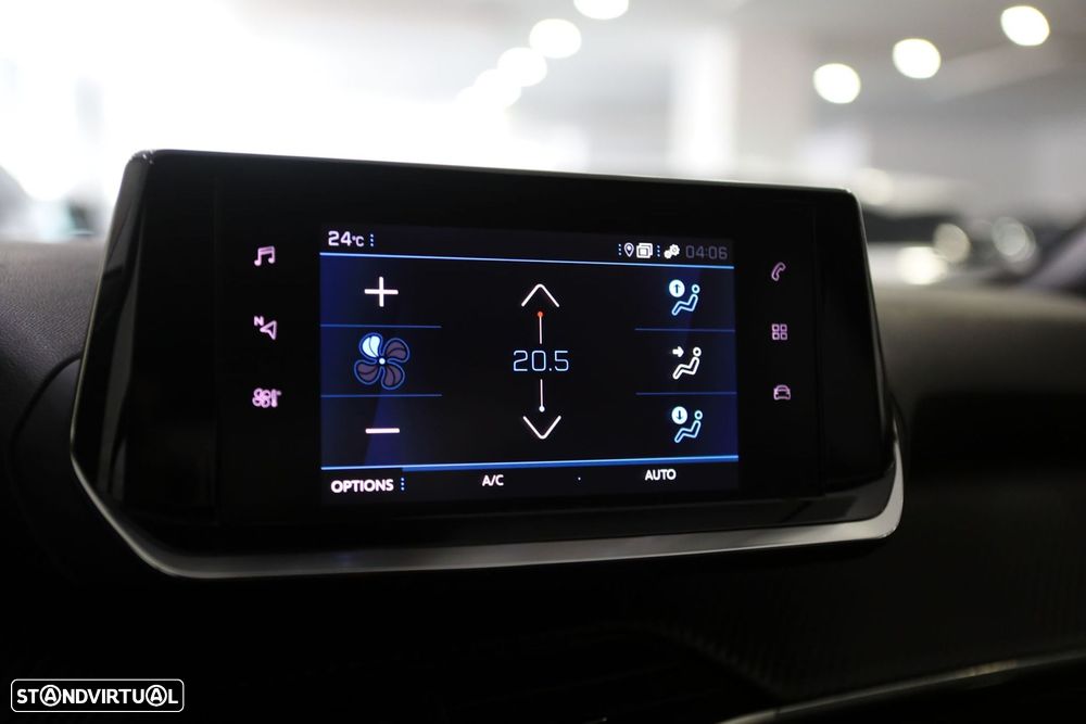 Peugeot 2008 1.2 PureTech Allure EAT8 - 30