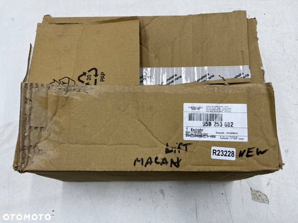Wydech Macan I 95b LIFT 21r.- NOWA prawa tylna końcówka tłumika nasadka oryginalna prawy tył - 11