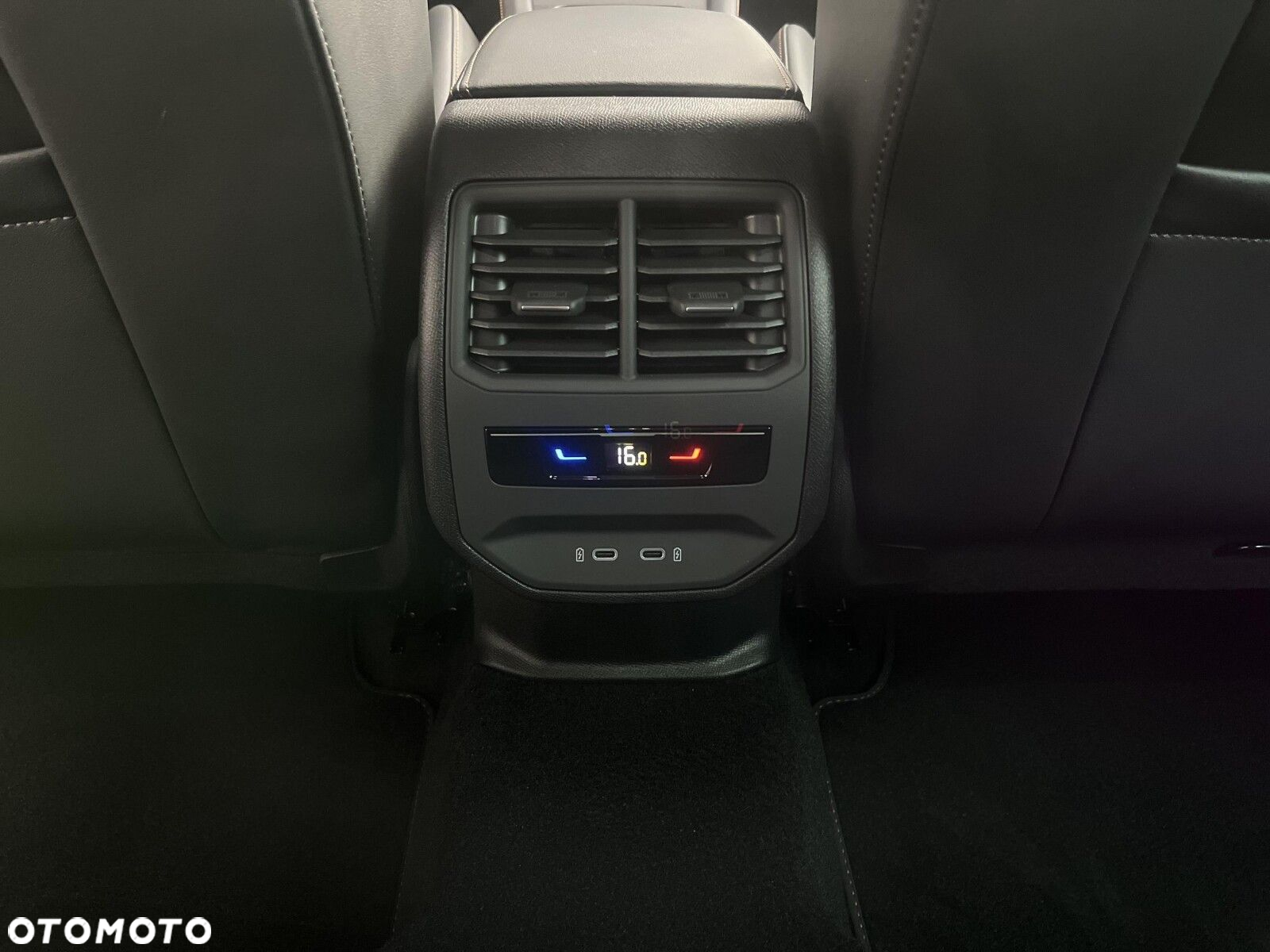 Cupra Formentor - 25