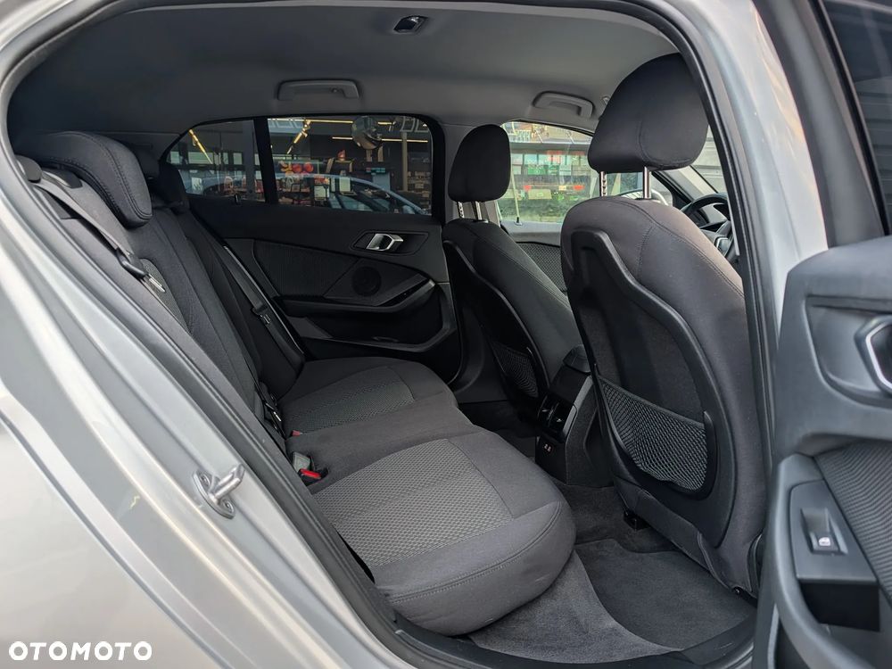 BMW Seria 1 116d EfficientDynamics Edition - 17