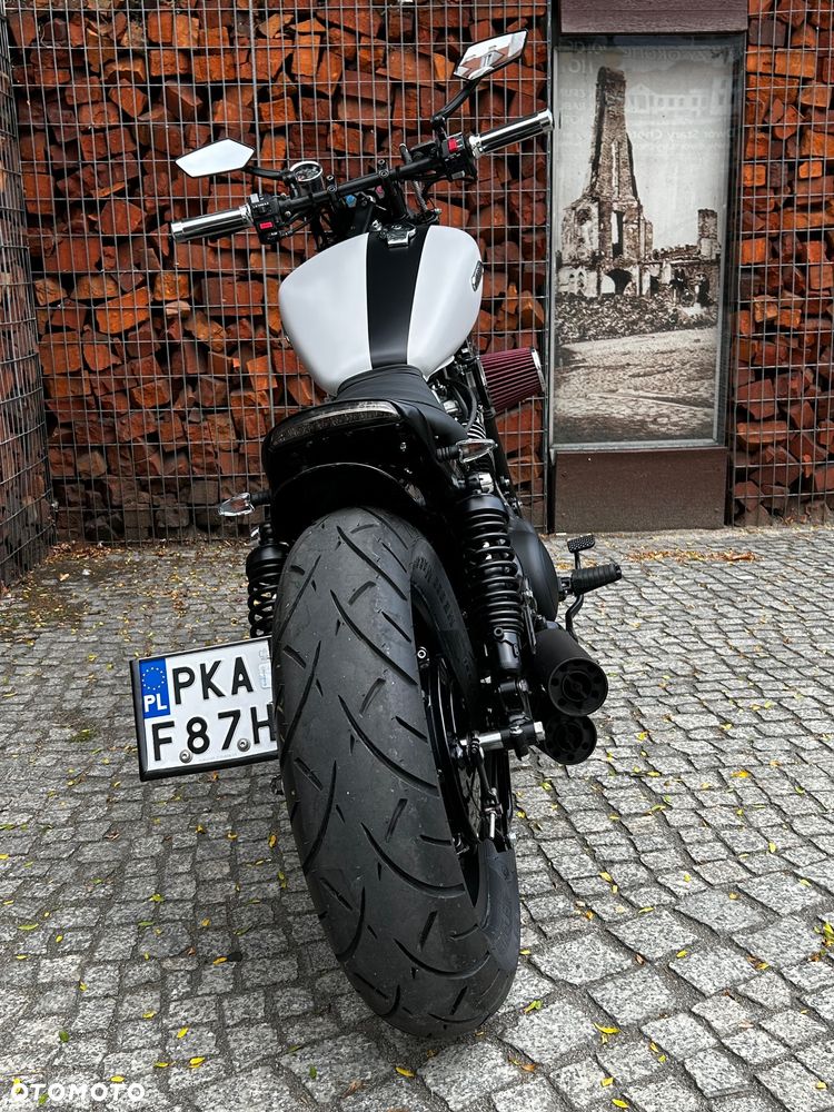 Yamaha XV - 12