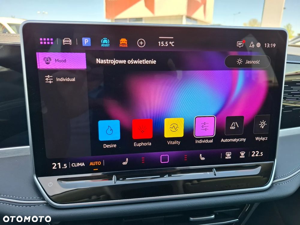 Volkswagen Passat Variant 2.0 TDI SCR DSG Elegance - 37