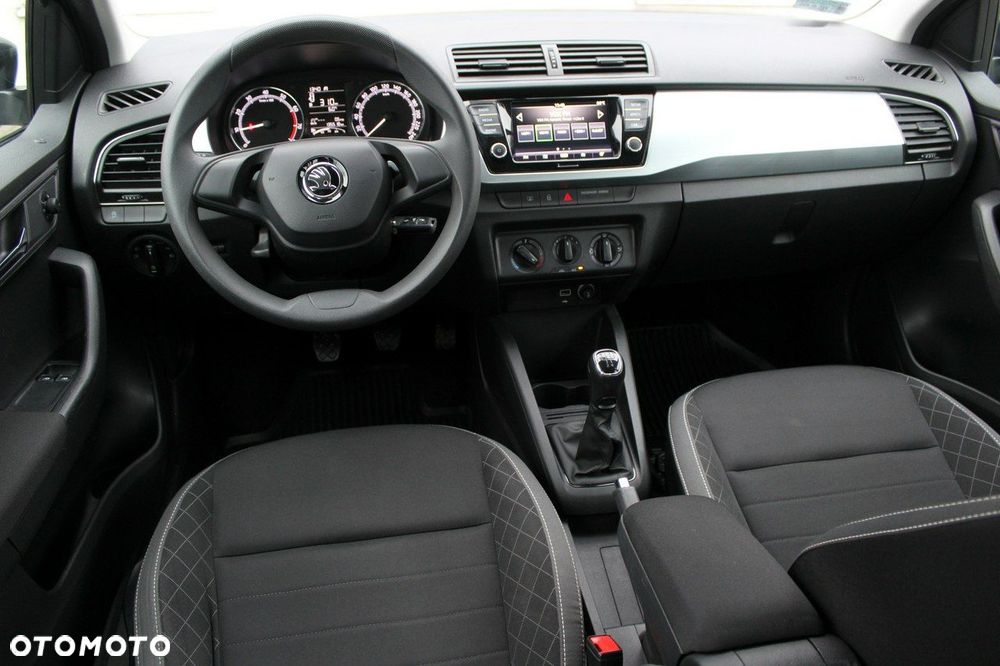 Skoda Fabia 1.0 TSI Ambition - 11