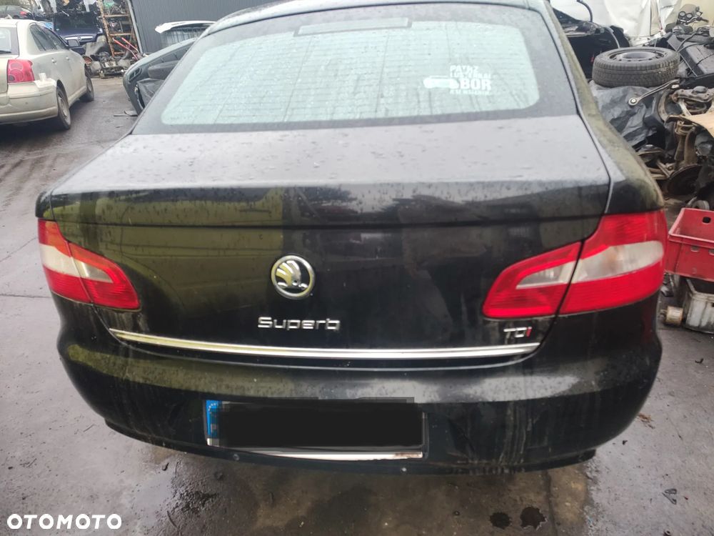 SKODA SUPERB II SEDAN PÓŁKA ROLETA BAGAŻNIKA - 5