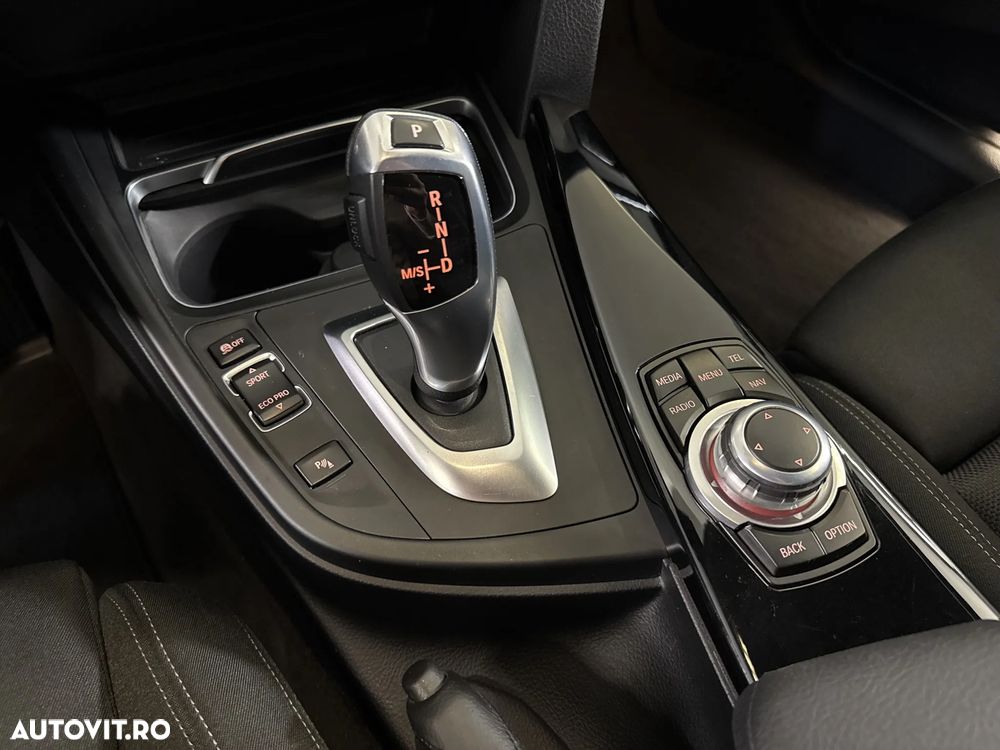 BMW Seria 3 - 18