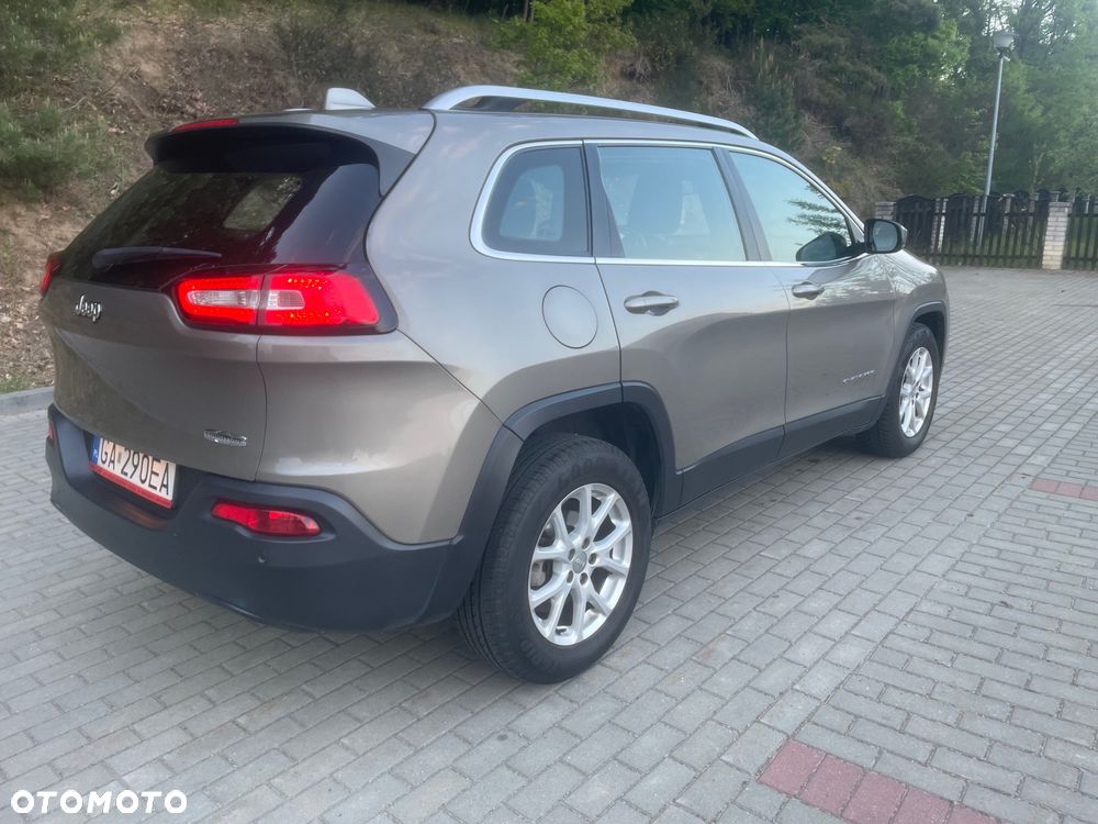 Jeep Cherokee 2.0 MJD 4x2 Longitude EU6 - 6