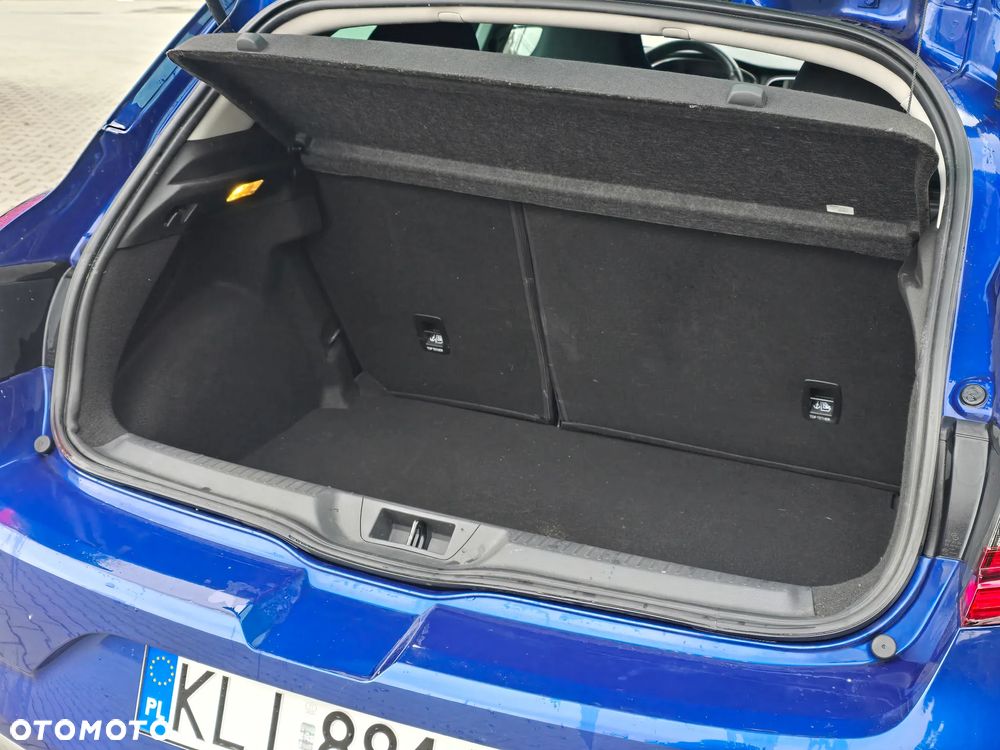 Renault Megane 1.6 TCe GT EDC - 11