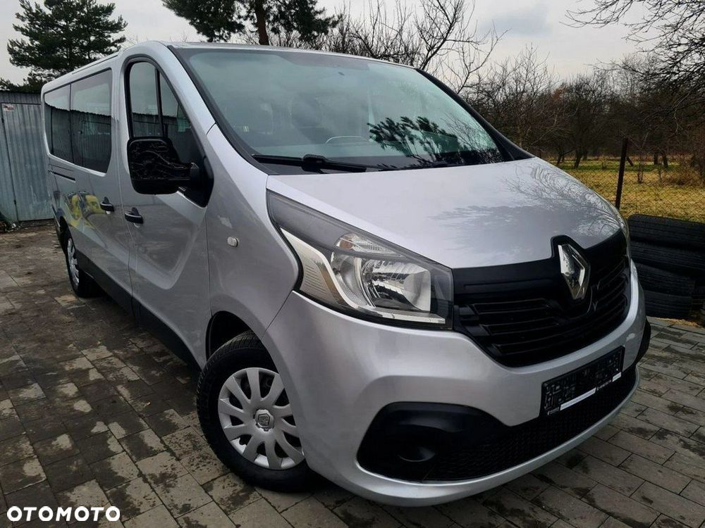 Renault Trafic - 2