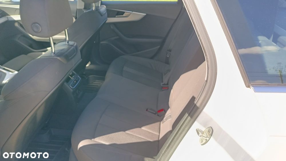 Audi A4 Avant 2.0 TDI S tronic sport - 14