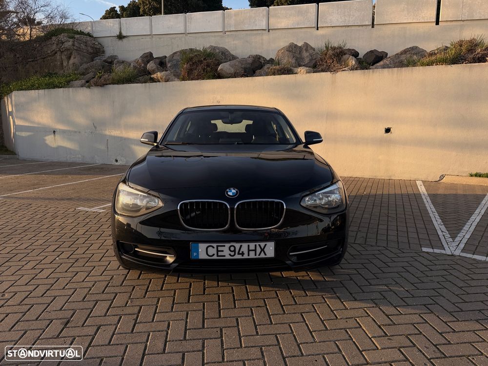 BMW 116 i Sport Line - 2