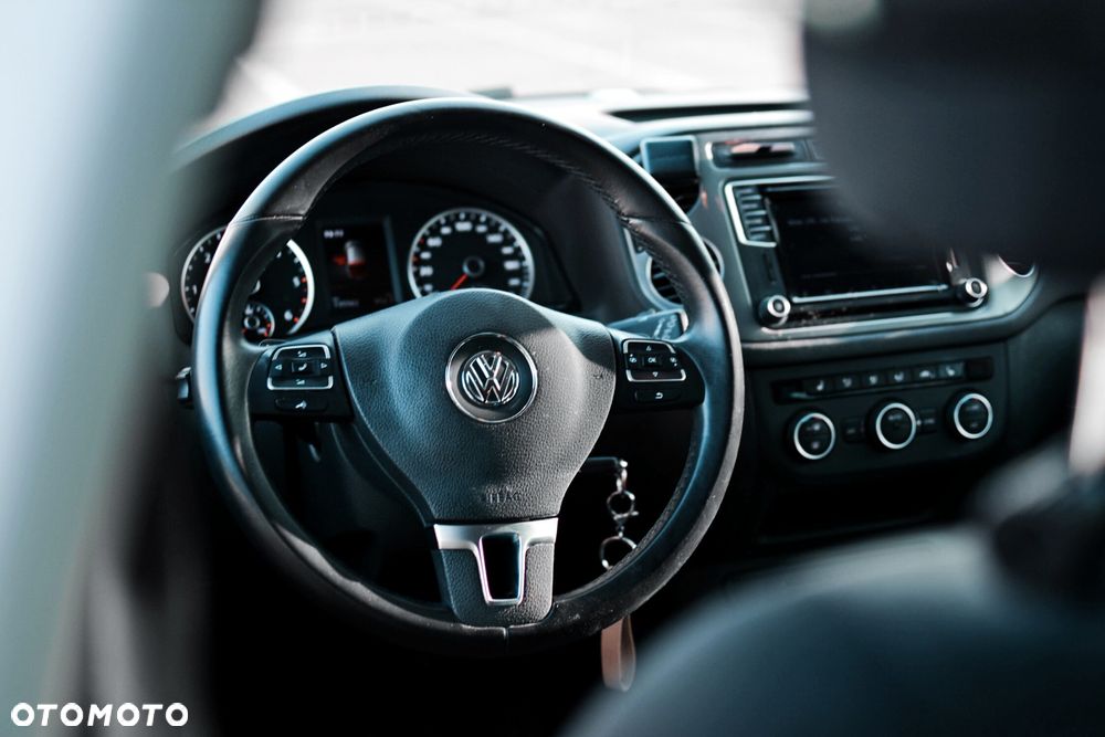 Volkswagen Tiguan 2.0 TDI SCR 4MOTION BlueMotion Technology DSG Sport & Style - 10