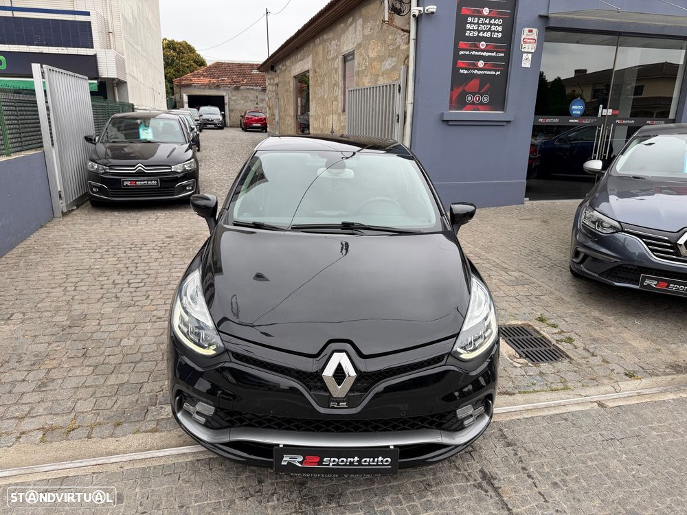 Renault Clio TCe 220 EDC R.S. Trophy - 9