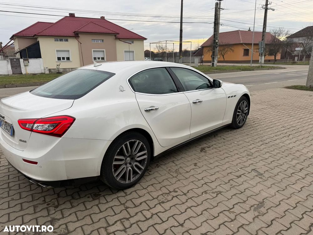 Maserati Ghibli - 3